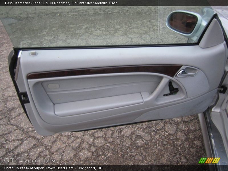 Door Panel of 1999 SL 500 Roadster