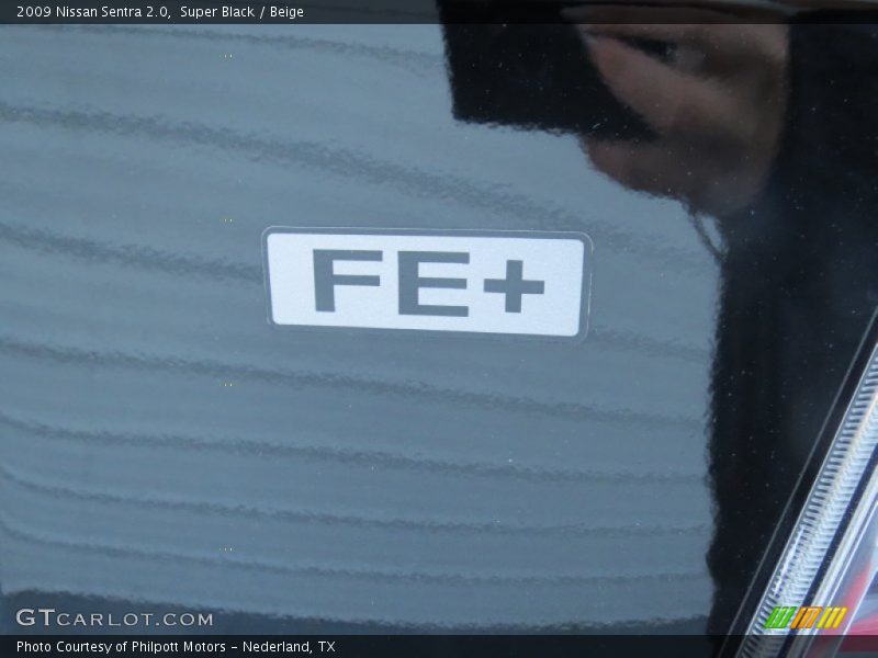 Super Black / Beige 2009 Nissan Sentra 2.0