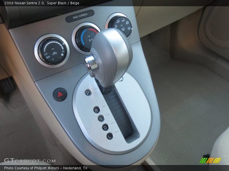 Super Black / Beige 2009 Nissan Sentra 2.0