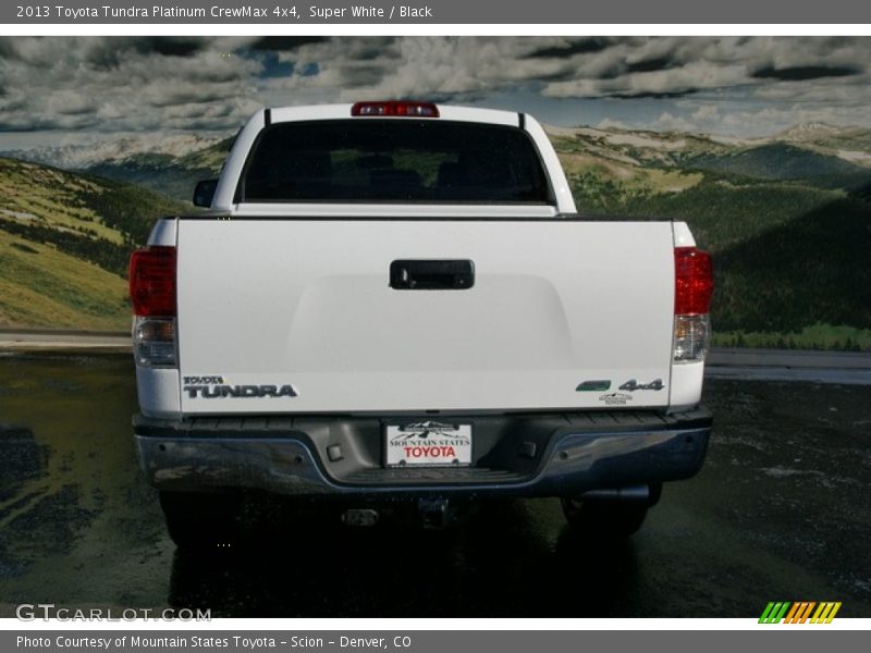 Super White / Black 2013 Toyota Tundra Platinum CrewMax 4x4