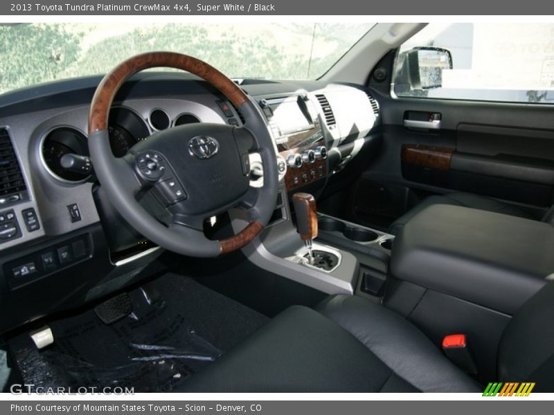 Super White / Black 2013 Toyota Tundra Platinum CrewMax 4x4