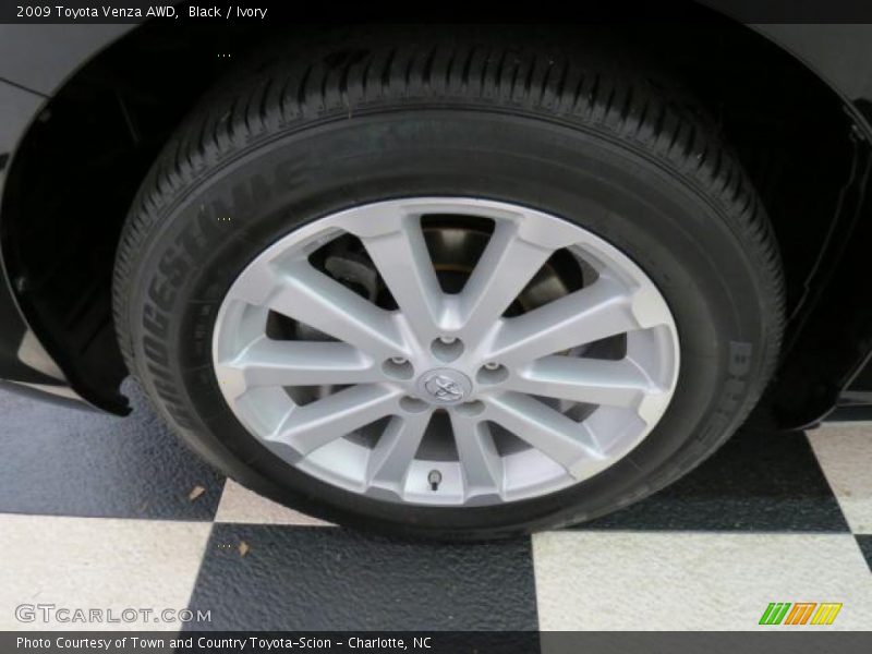 Black / Ivory 2009 Toyota Venza AWD