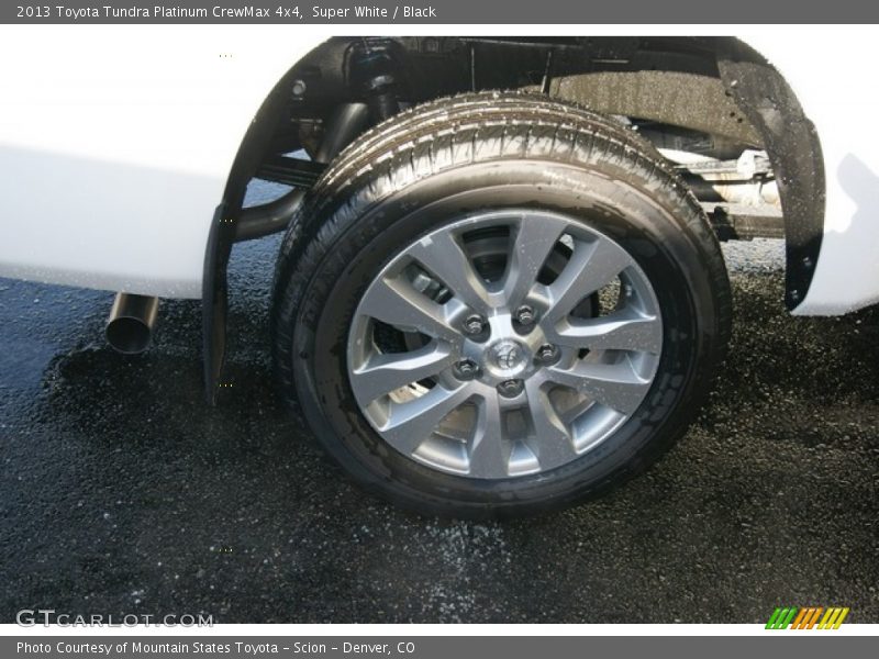 Super White / Black 2013 Toyota Tundra Platinum CrewMax 4x4