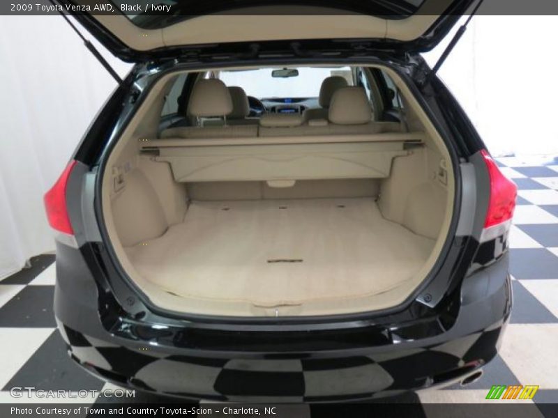 Black / Ivory 2009 Toyota Venza AWD