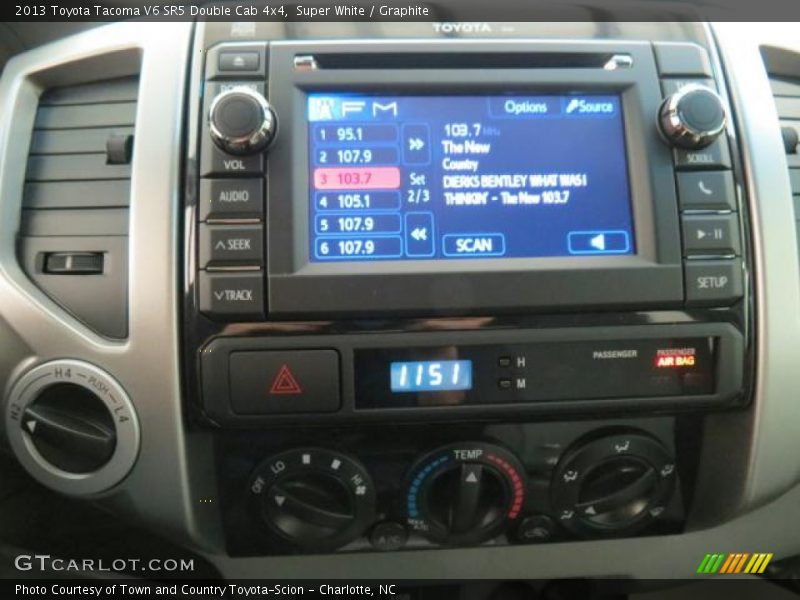 Super White / Graphite 2013 Toyota Tacoma V6 SR5 Double Cab 4x4