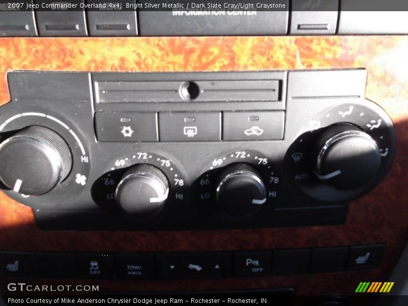 Bright Silver Metallic / Dark Slate Gray/Light Graystone 2007 Jeep Commander Overland 4x4