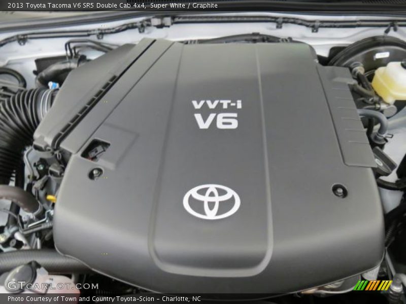 Super White / Graphite 2013 Toyota Tacoma V6 SR5 Double Cab 4x4
