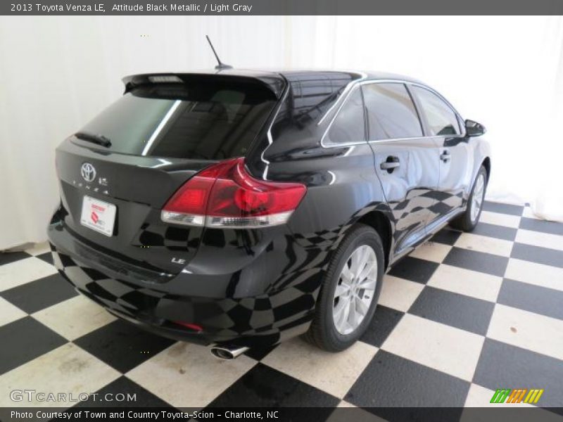 Attitude Black Metallic / Light Gray 2013 Toyota Venza LE