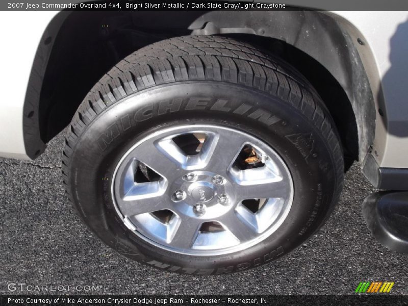 Bright Silver Metallic / Dark Slate Gray/Light Graystone 2007 Jeep Commander Overland 4x4