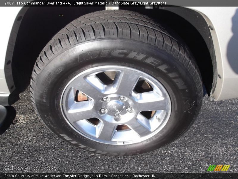 Bright Silver Metallic / Dark Slate Gray/Light Graystone 2007 Jeep Commander Overland 4x4