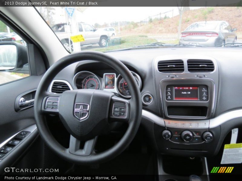 Pearl White Tri Coat / Black 2013 Dodge Journey SE