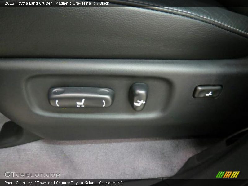 Magnetic Gray Metallic / Black 2013 Toyota Land Cruiser