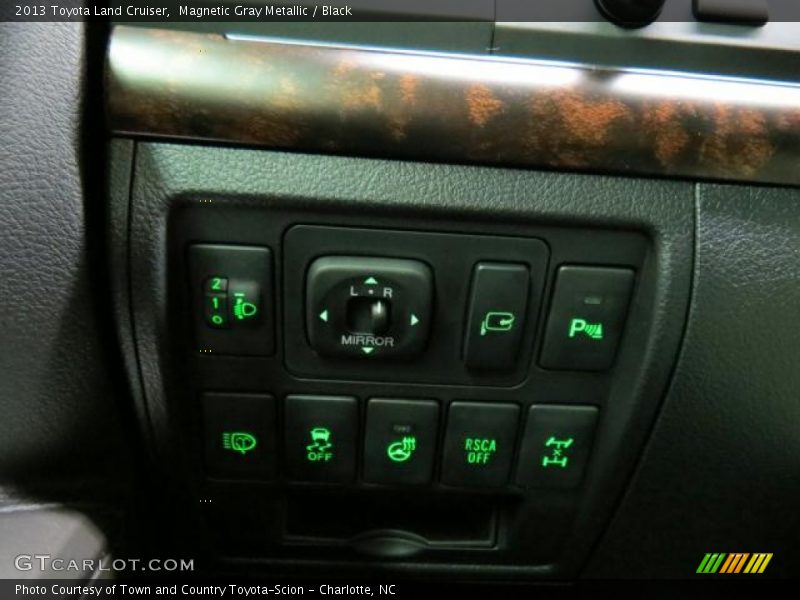 Magnetic Gray Metallic / Black 2013 Toyota Land Cruiser