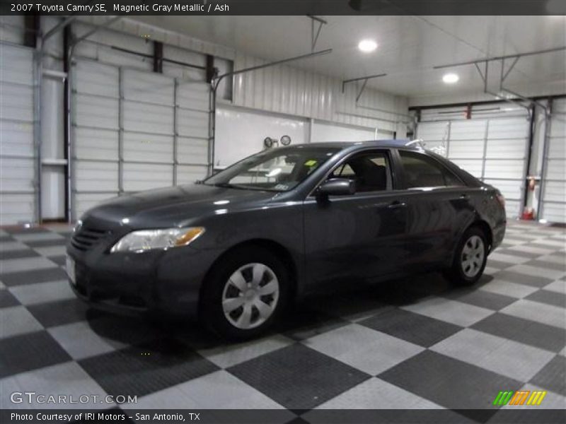 Magnetic Gray Metallic / Ash 2007 Toyota Camry SE