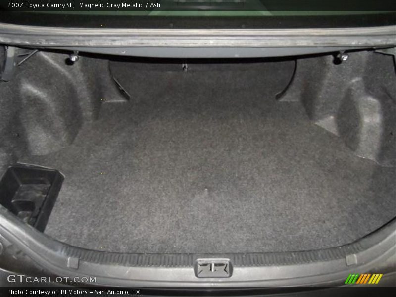 Magnetic Gray Metallic / Ash 2007 Toyota Camry SE