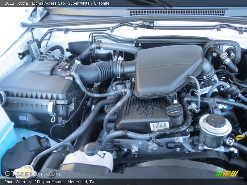 Super White / Graphite 2013 Toyota Tacoma Access Cab