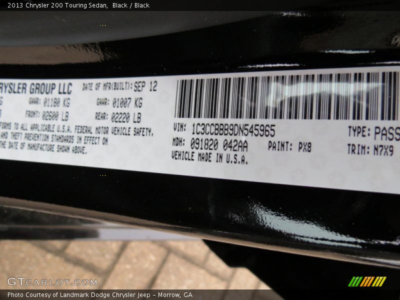 Black / Black 2013 Chrysler 200 Touring Sedan