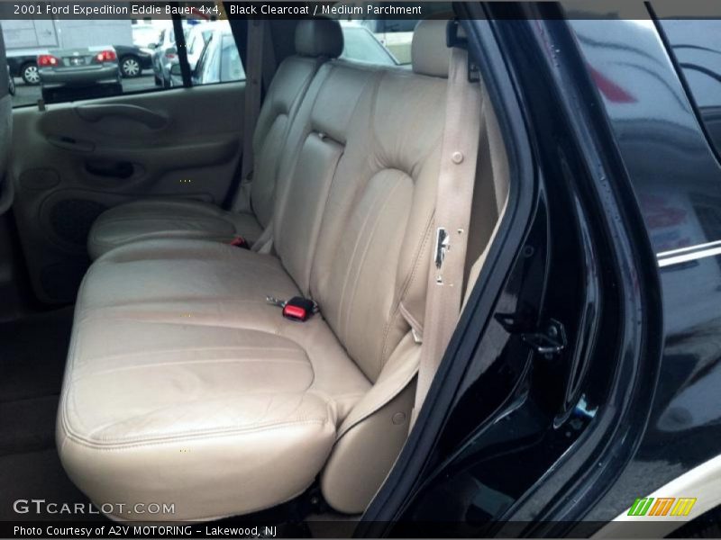 Black Clearcoat / Medium Parchment 2001 Ford Expedition Eddie Bauer 4x4