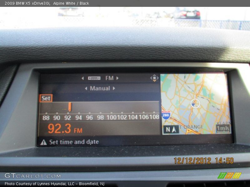 Alpine White / Black 2009 BMW X5 xDrive30i