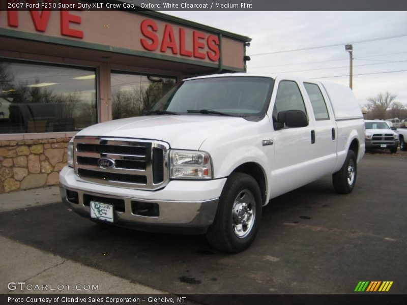 Oxford White Clearcoat / Medium Flint 2007 Ford F250 Super Duty XLT Crew Cab