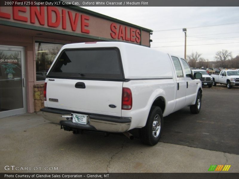 Oxford White Clearcoat / Medium Flint 2007 Ford F250 Super Duty XLT Crew Cab