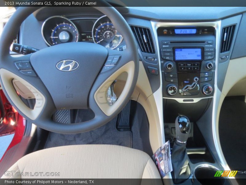Sparkling Ruby / Camel 2013 Hyundai Sonata GLS