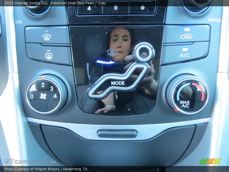 Iridescent Silver Blue Pearl / Gray 2013 Hyundai Sonata GLS