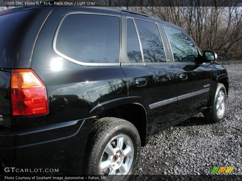 Black Onyx / Light Gray 2006 GMC Envoy SLT 4x4