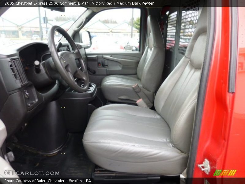 Victory Red / Medium Dark Pewter 2005 Chevrolet Express 2500 Commercial Van