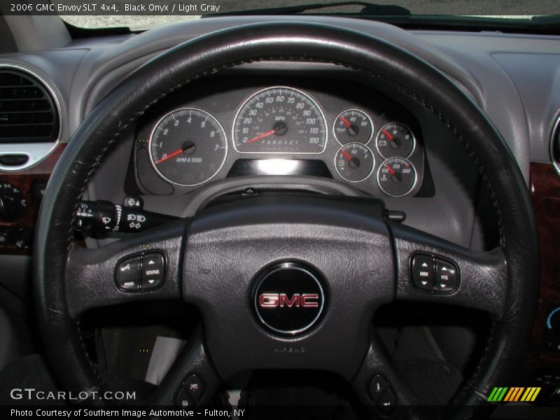  2006 Envoy SLT 4x4 Steering Wheel