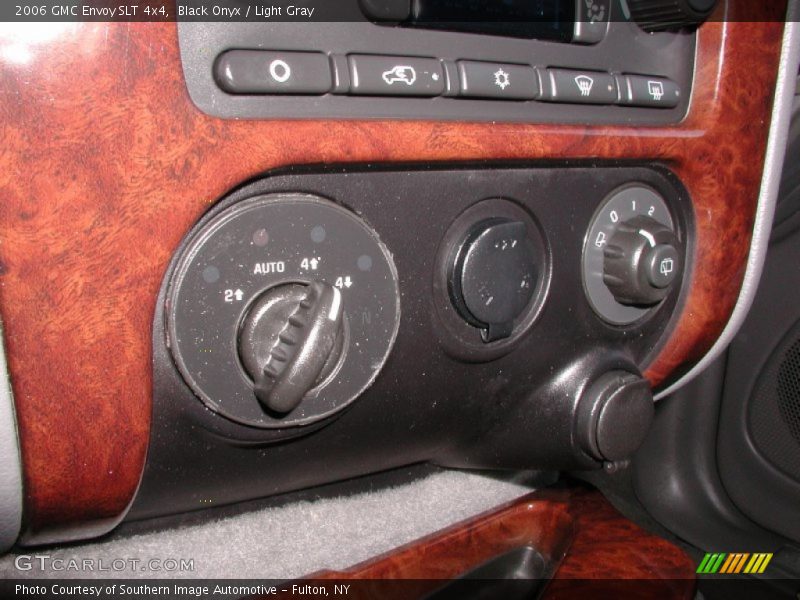 Black Onyx / Light Gray 2006 GMC Envoy SLT 4x4