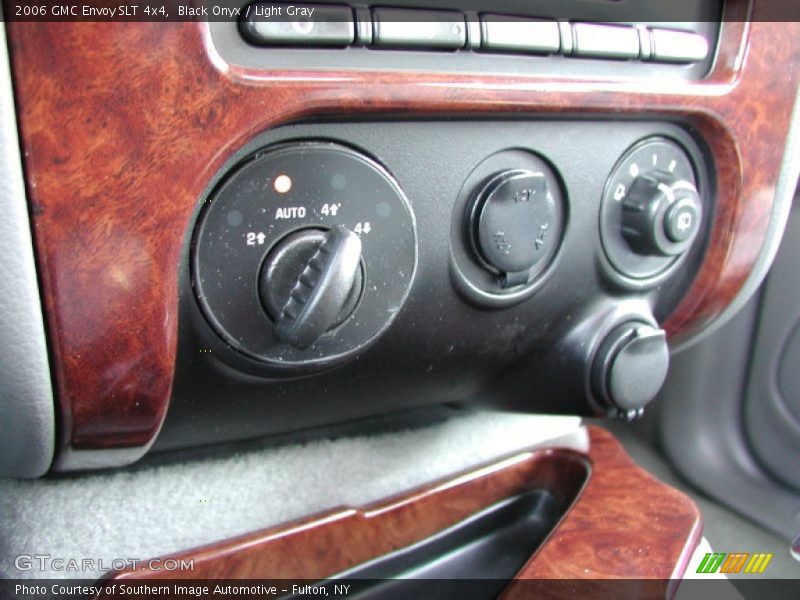 Black Onyx / Light Gray 2006 GMC Envoy SLT 4x4