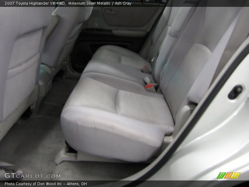 Millenium Silver Metallic / Ash Gray 2007 Toyota Highlander V6 4WD