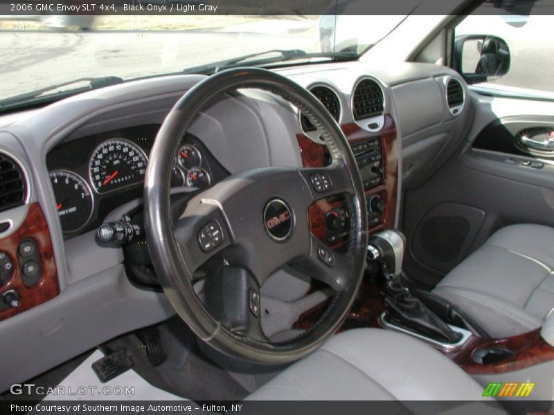 Black Onyx / Light Gray 2006 GMC Envoy SLT 4x4