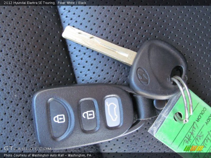 Polar White / Black 2012 Hyundai Elantra SE Touring