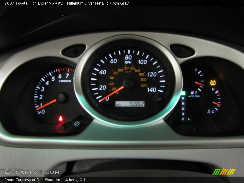 Millenium Silver Metallic / Ash Gray 2007 Toyota Highlander V6 4WD