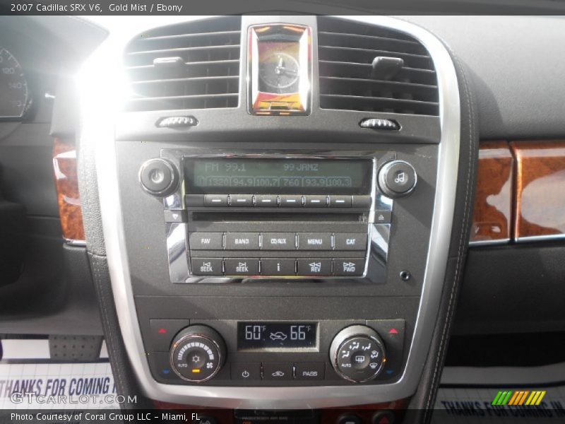 Gold Mist / Ebony 2007 Cadillac SRX V6