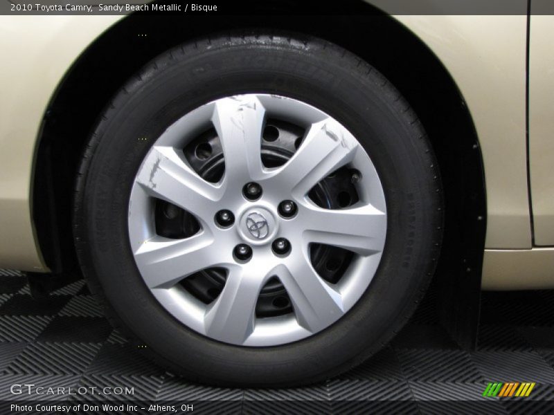 Sandy Beach Metallic / Bisque 2010 Toyota Camry