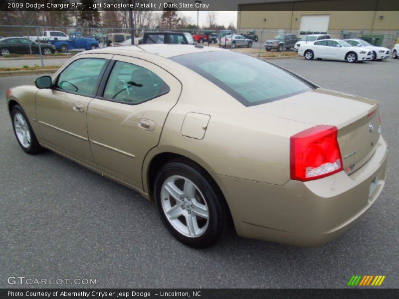 Light Sandstone Metallic / Dark Slate Gray 2009 Dodge Charger R/T