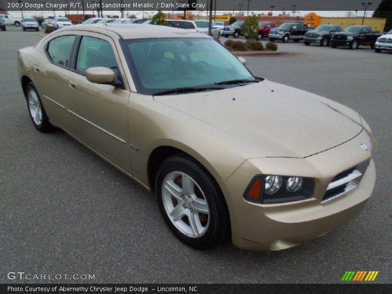 Light Sandstone Metallic / Dark Slate Gray 2009 Dodge Charger R/T