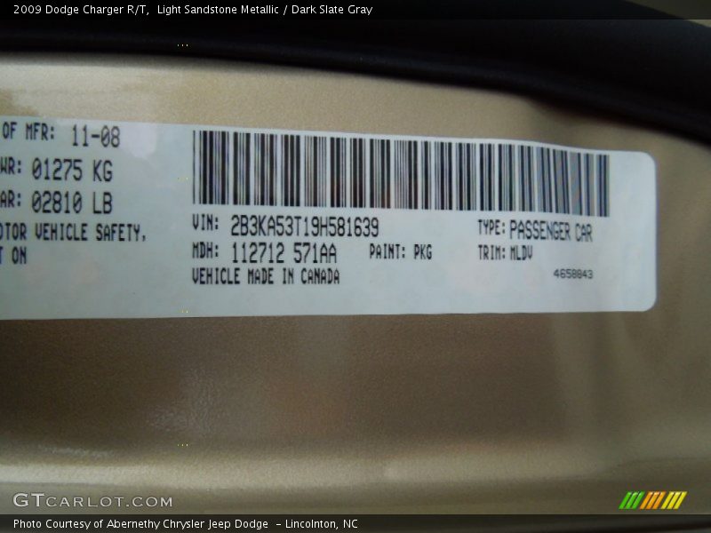 Light Sandstone Metallic / Dark Slate Gray 2009 Dodge Charger R/T