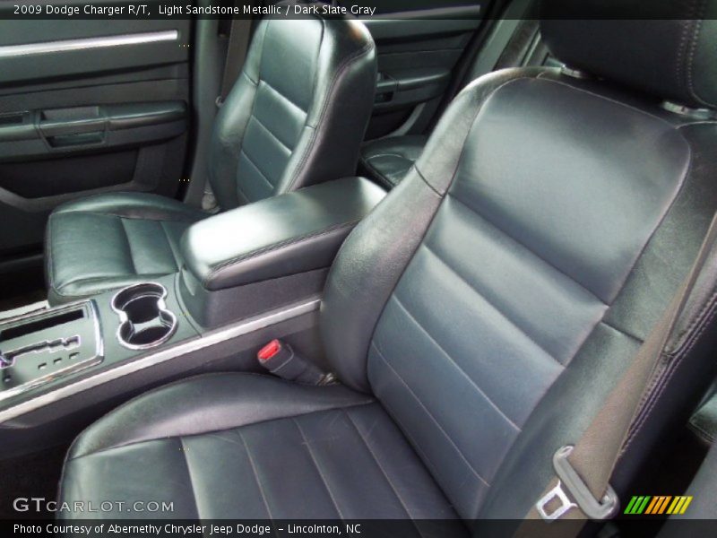 Light Sandstone Metallic / Dark Slate Gray 2009 Dodge Charger R/T