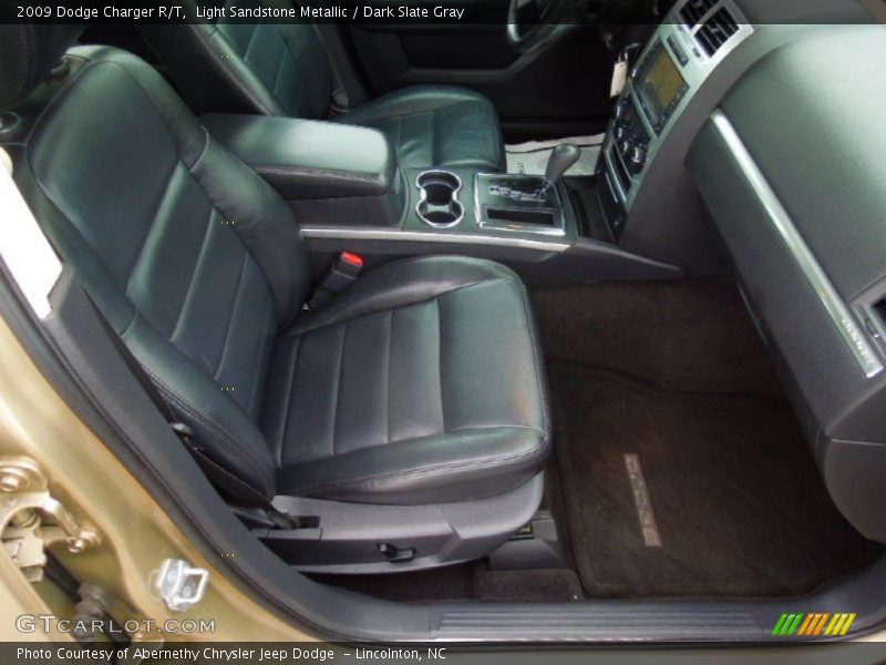 Light Sandstone Metallic / Dark Slate Gray 2009 Dodge Charger R/T