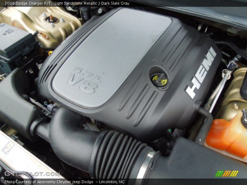 Light Sandstone Metallic / Dark Slate Gray 2009 Dodge Charger R/T