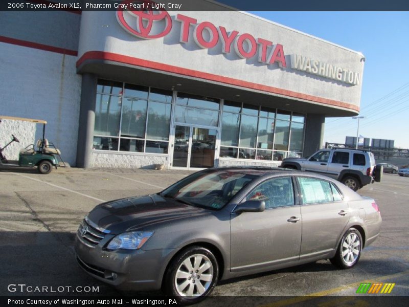 Phantom Gray Pearl / Light Gray 2006 Toyota Avalon XLS