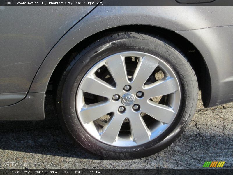 Phantom Gray Pearl / Light Gray 2006 Toyota Avalon XLS