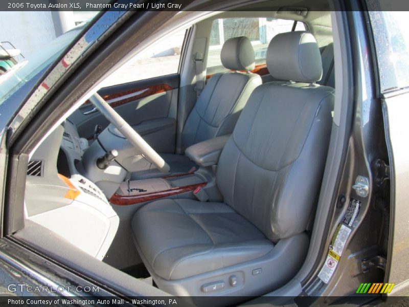 Phantom Gray Pearl / Light Gray 2006 Toyota Avalon XLS