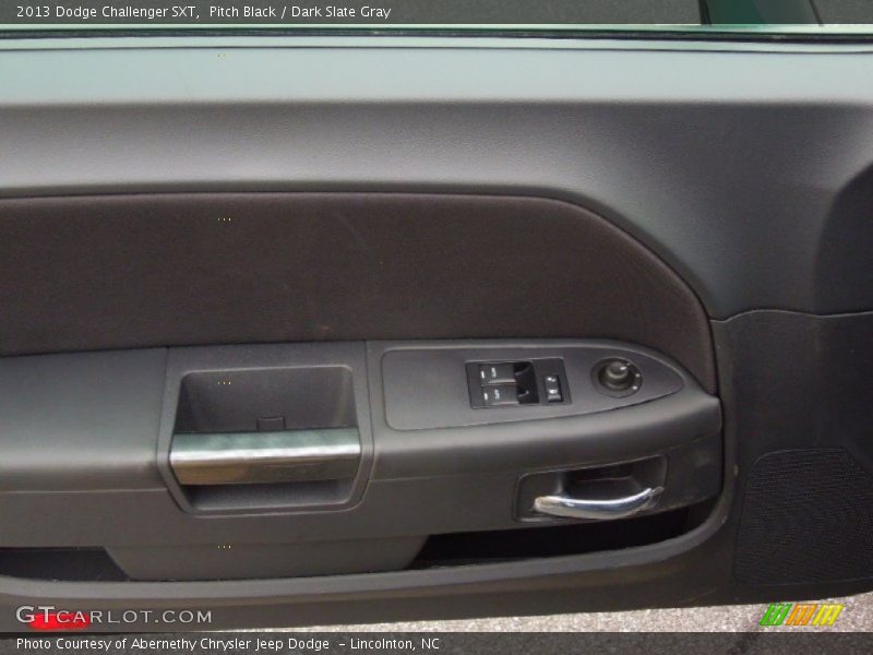 Pitch Black / Dark Slate Gray 2013 Dodge Challenger SXT