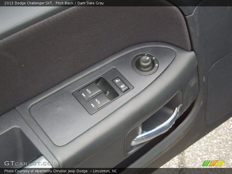 Pitch Black / Dark Slate Gray 2013 Dodge Challenger SXT