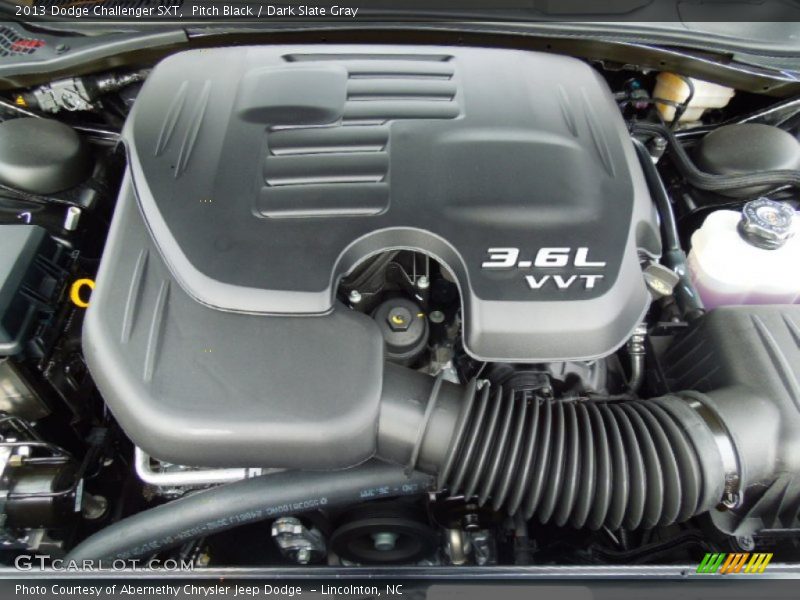 Pitch Black / Dark Slate Gray 2013 Dodge Challenger SXT